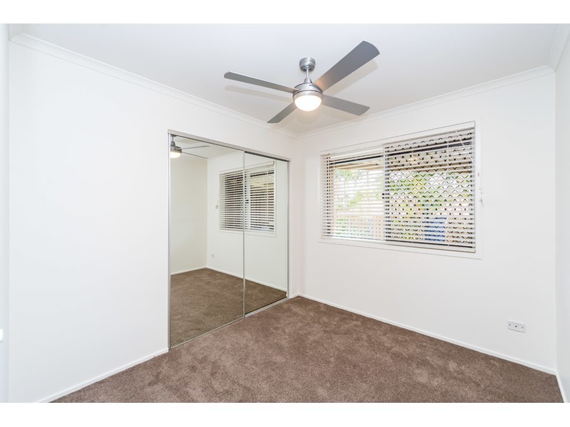 13 Adaminaby Drive, Helensvale QLD 4212