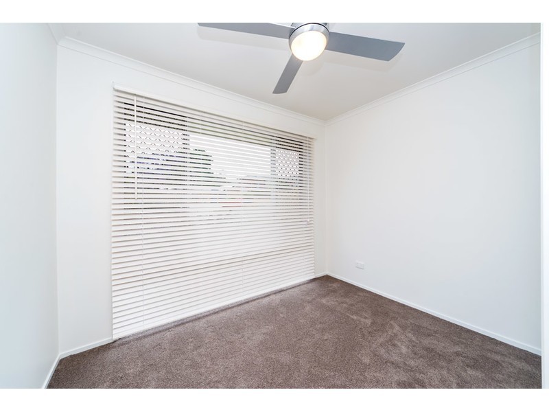 13 Adaminaby Drive, Helensvale QLD 4212