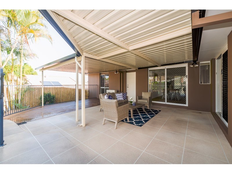 13 Adaminaby Drive, Helensvale QLD 4212