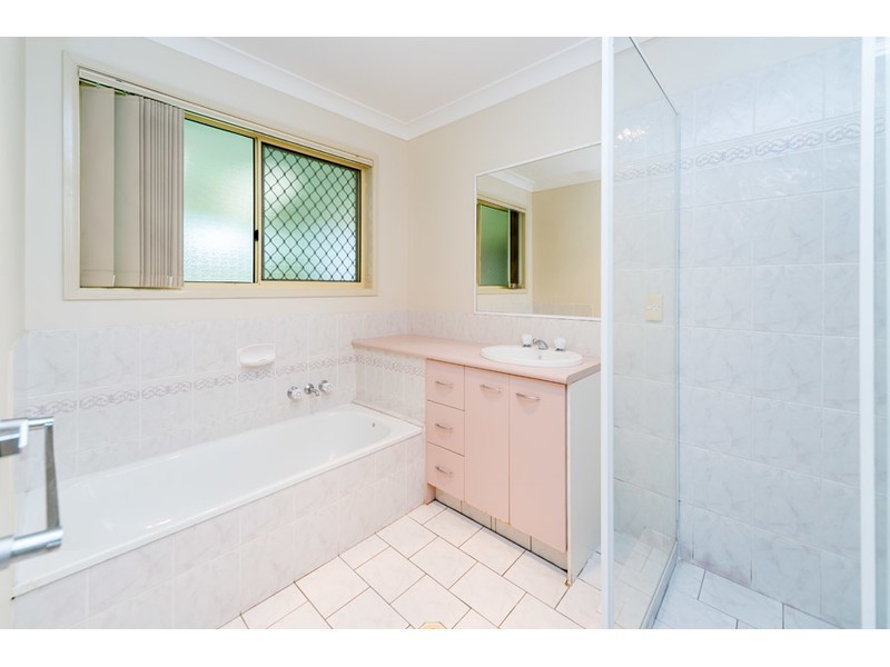 196 Universal Street, Oxenford QLD 4210