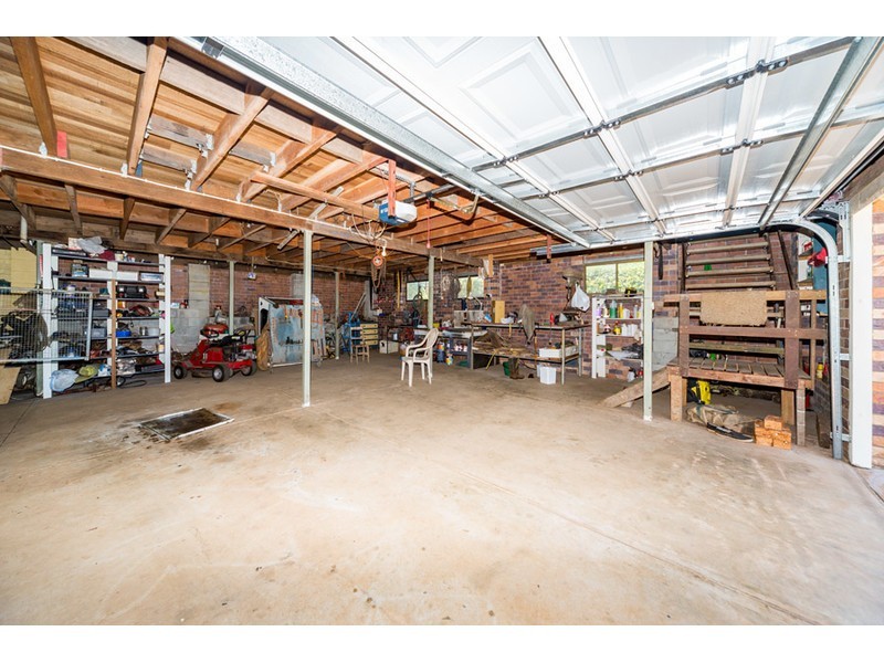 17 Paradise Drive, Tamborine Mountain QLD 4272