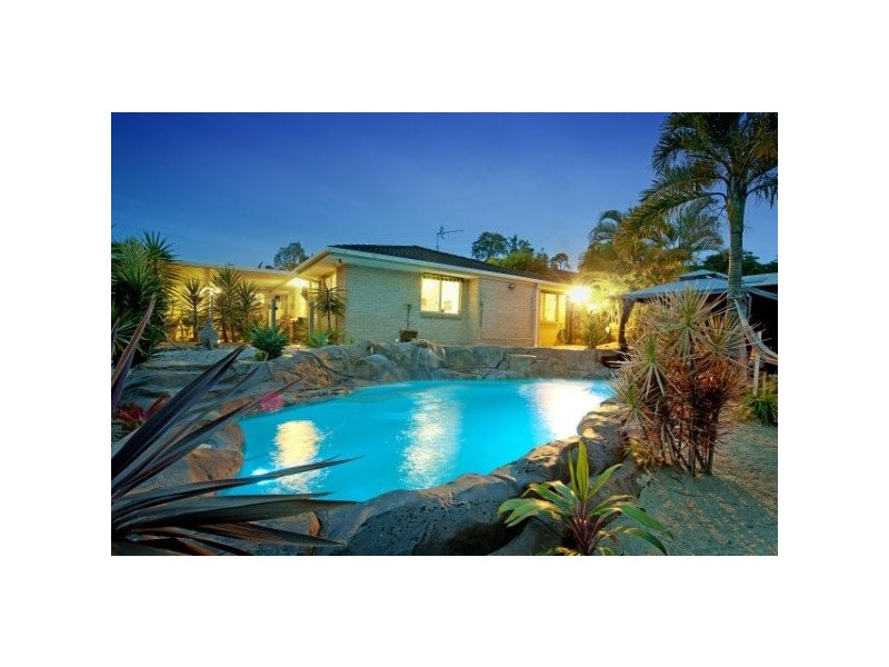 7 Nottinghill Place, Oxenford QLD 4210