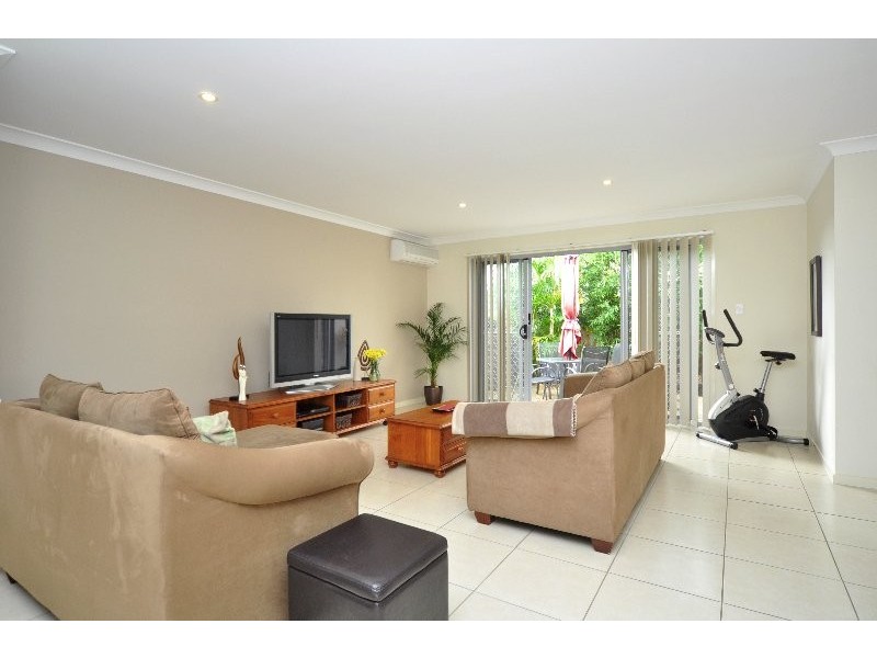 2/1 O’Connor Place, Upper Coomera QLD 4209
