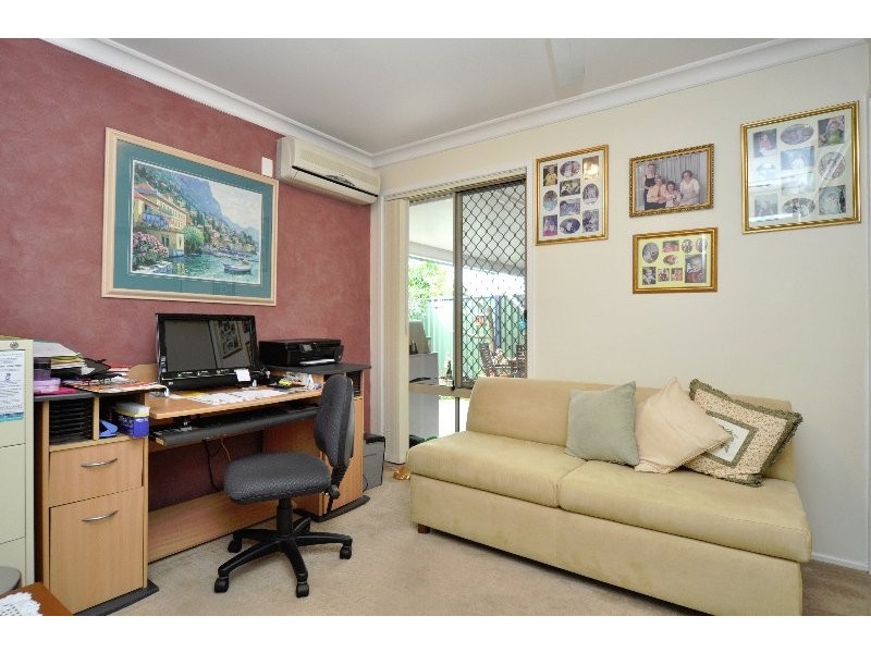 31/1 Archipelago Street, Pacific Pines QLD 4211