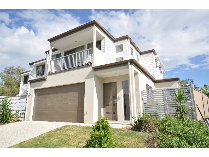 2/42 Careel Close, Helensvale QLD 4212