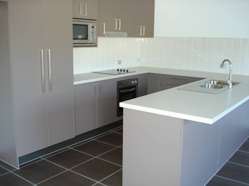 2/42 Careel Close, Helensvale QLD 4212