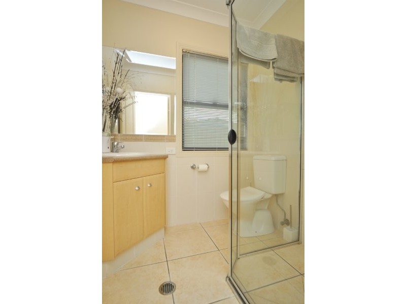 21 Calmwater Crescent, Helensvale QLD 4212