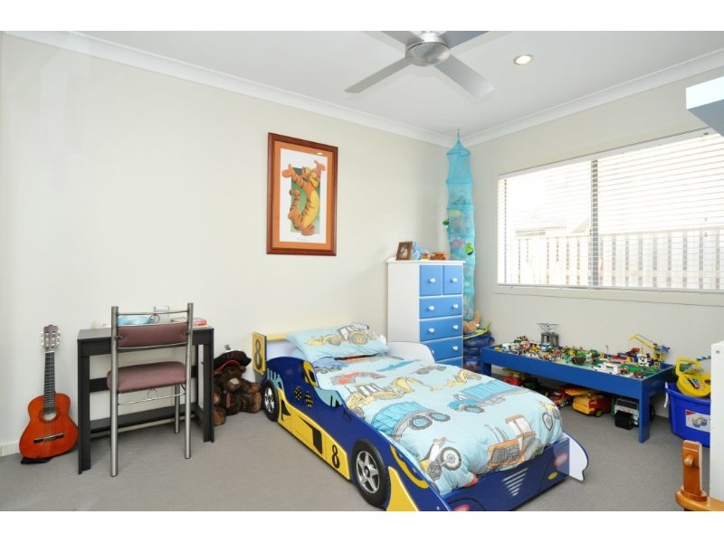 23 Drafters Crescent, Upper Coomera QLD 4209