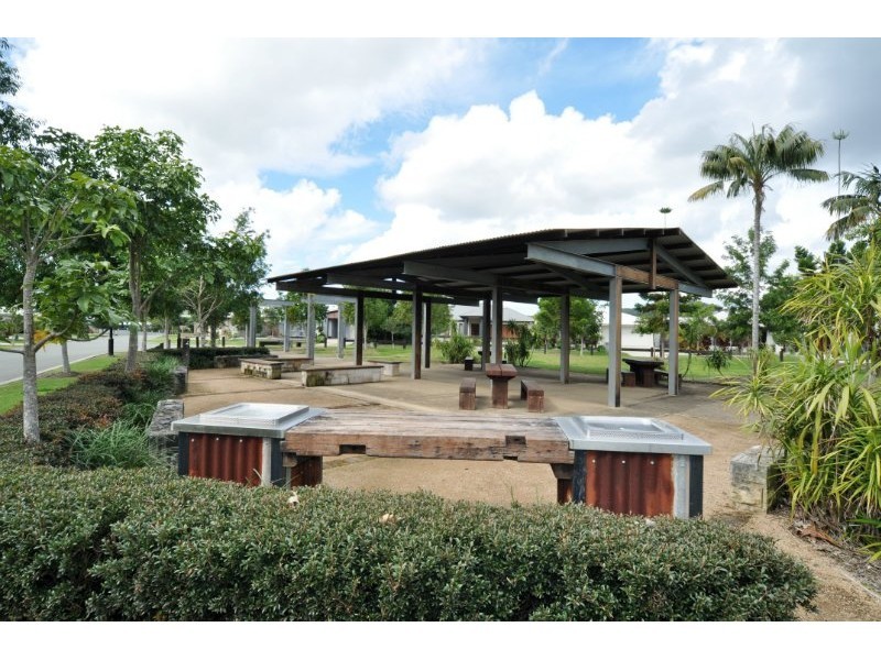 23 Drafters Crescent, Upper Coomera QLD 4209