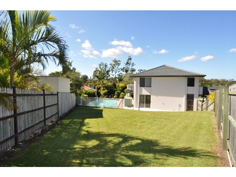 3 Bathurst Court, Helensvale QLD 4212