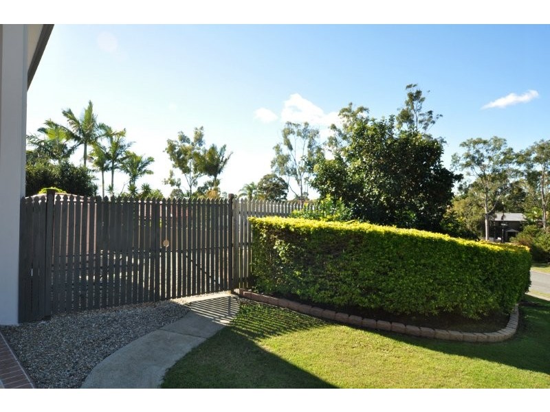 3 Bathurst Court, Helensvale QLD 4212