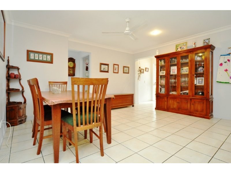 20/1 Archipelago Street, Pacific Pines QLD 4211