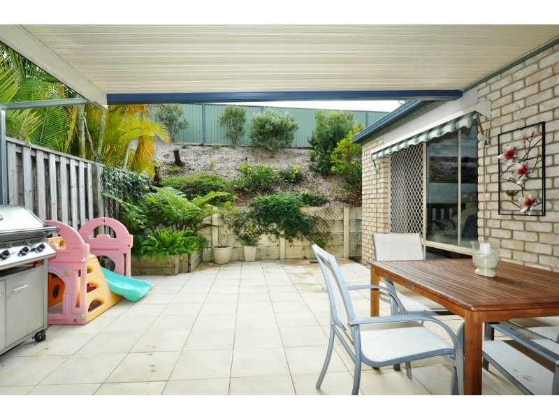 20/1 Archipelago Street, Pacific Pines QLD 4211