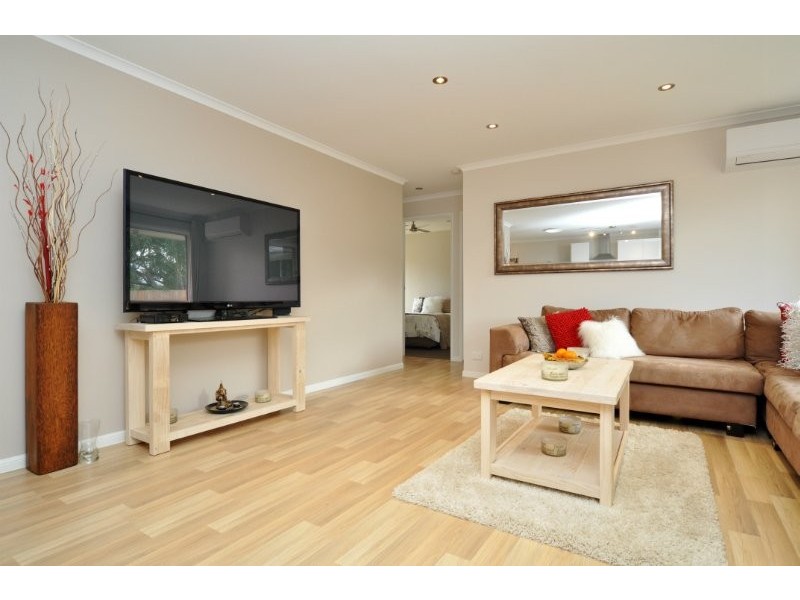 1/42 Village Way, Oxenford QLD 4210