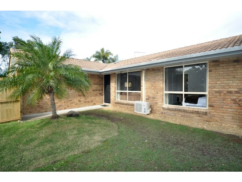 1/42 Village Way, Oxenford QLD 4210