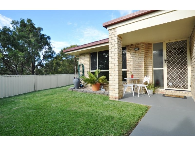 17 Silverpine Crescent, Oxenford QLD 4210