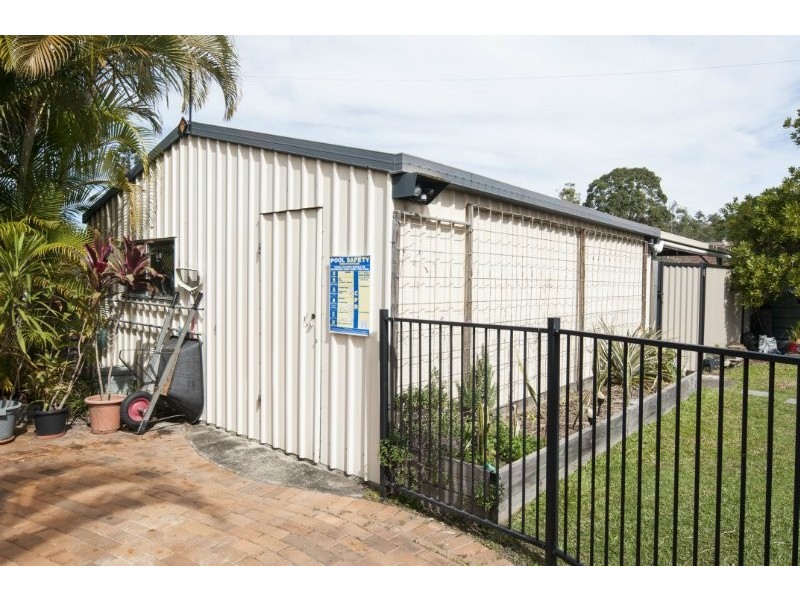 90 Parkes Drive, Helensvale QLD 4212