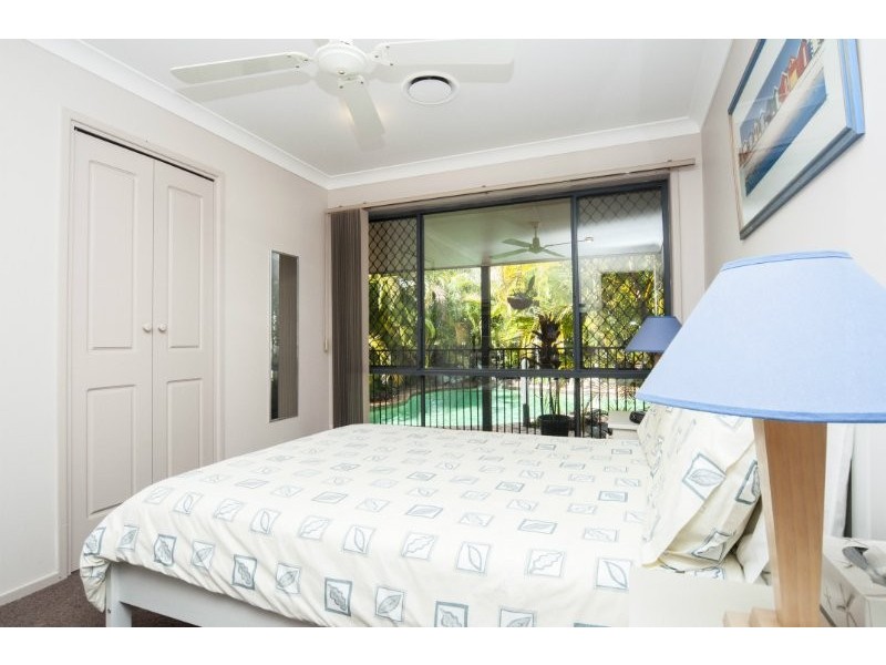 90 Parkes Drive, Helensvale QLD 4212