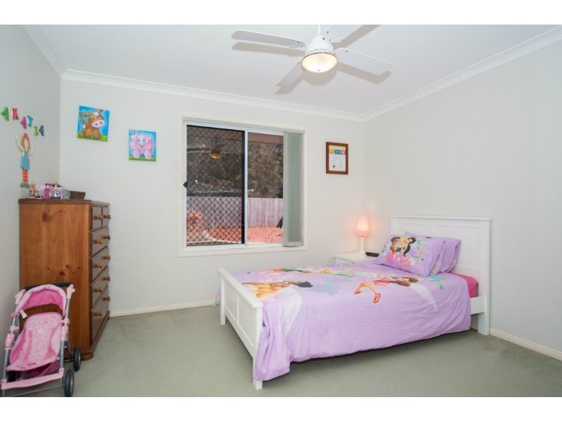 8 Westpark Court, Helensvale QLD 4212