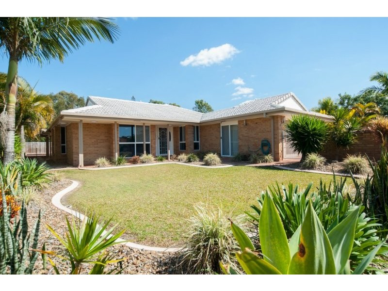 8 Westpark Court, Helensvale QLD 4212