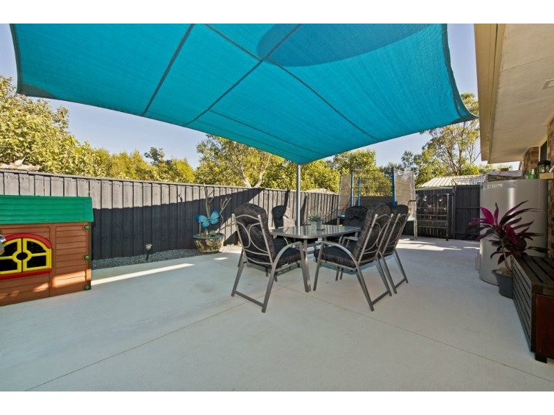 15 Trade Winds Drive, Helensvale QLD 4212