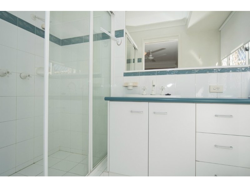 158 Mildura Drive, Helensvale QLD 4212