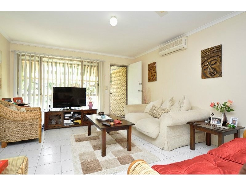 1/12 Theatre Street, Oxenford QLD 4210