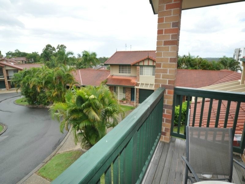 20/2 Doyalson Place, Helensvale QLD 4212