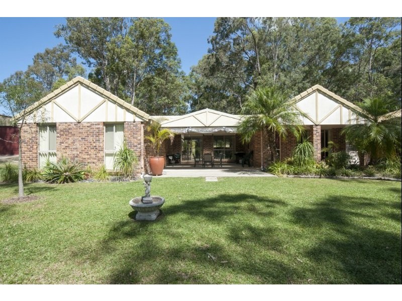 35 Warrego Way, Helensvale QLD 4212