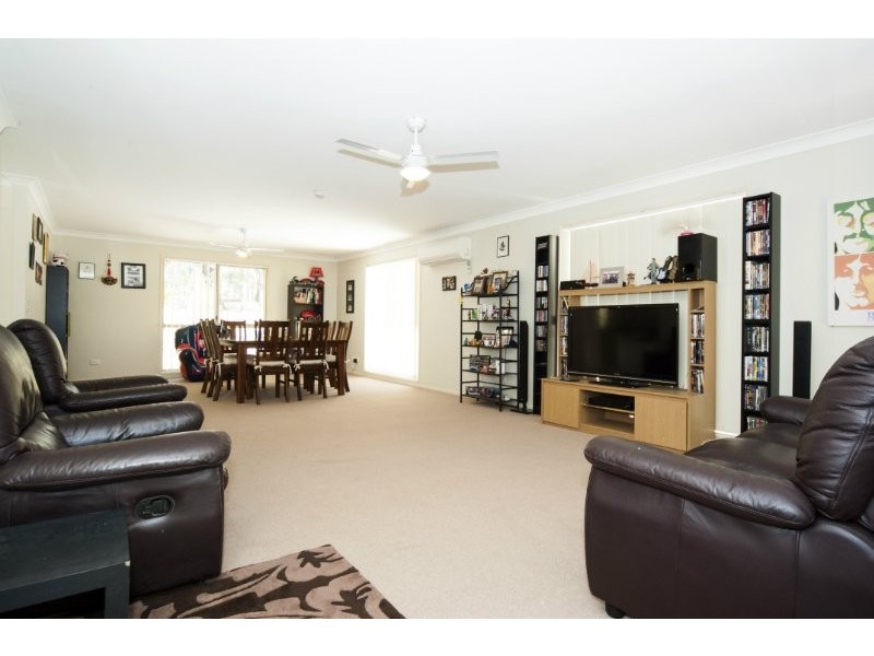35 Warrego Way, Helensvale QLD 4212