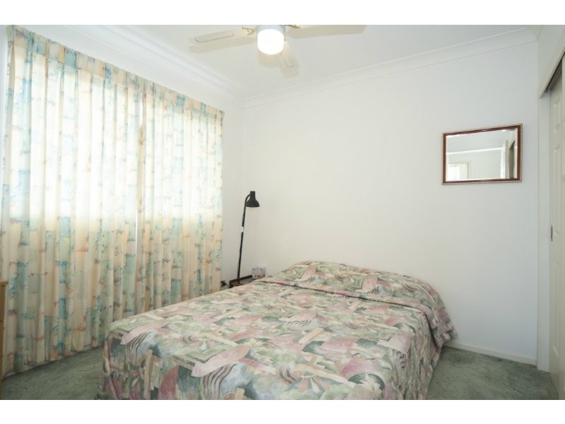 4/3 Vernia Place, Biggera Waters QLD 4216