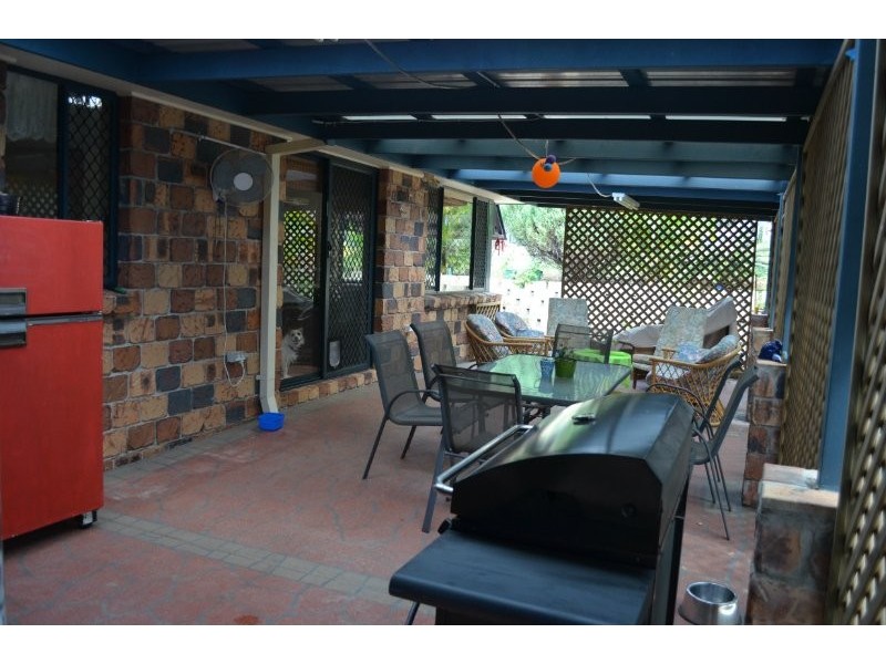 12 Matzia Avenue, Pacific Pines QLD 4211