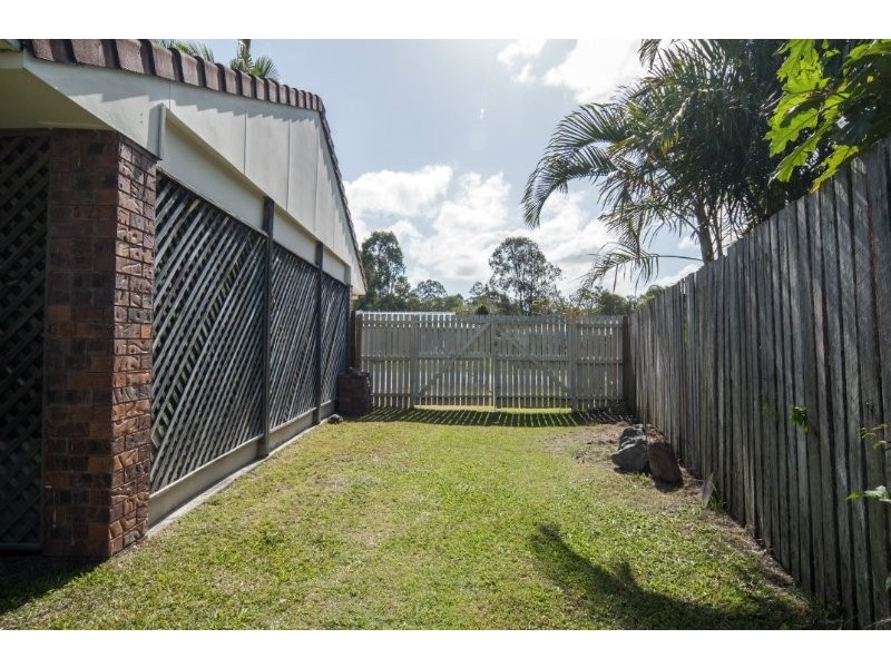 9 Minden Crescent, Helensvale QLD 4212