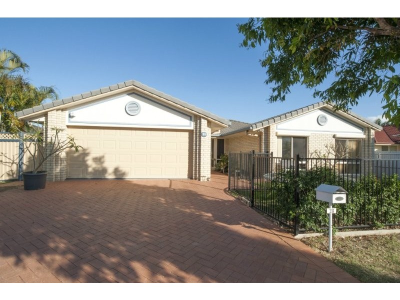 28 Roseapple Circuit, Oxenford QLD 4210