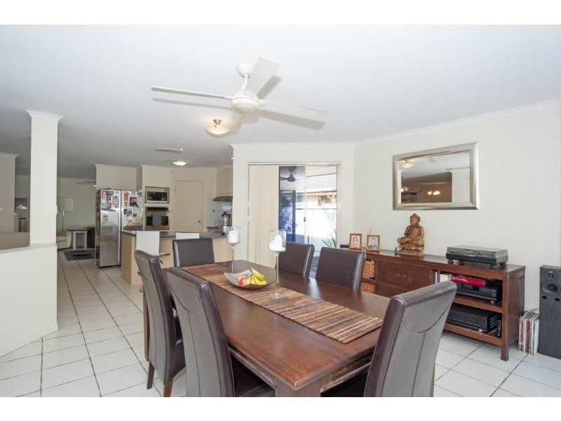 28 Roseapple Circuit, Oxenford QLD 4210