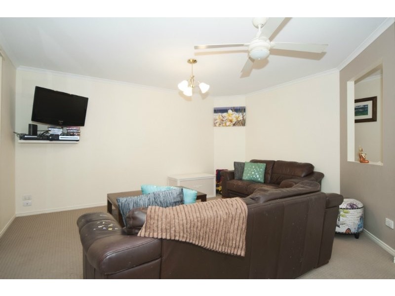 28 Roseapple Circuit, Oxenford QLD 4210