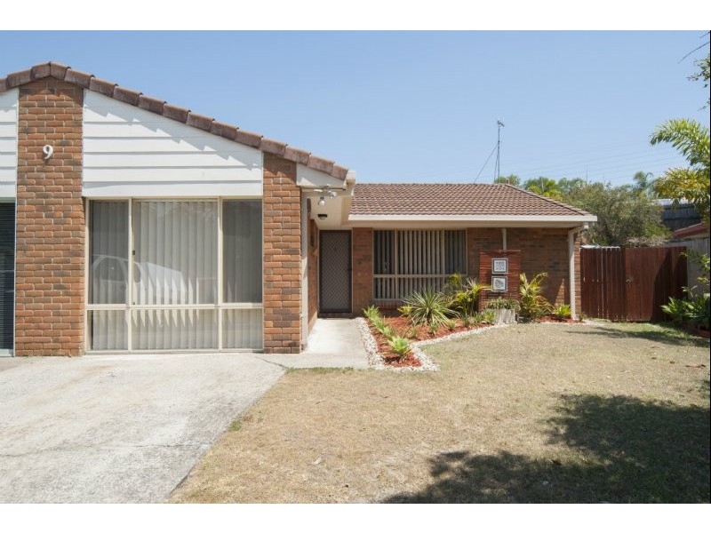 1/9 Chaplin Crescent, Oxenford QLD 4210