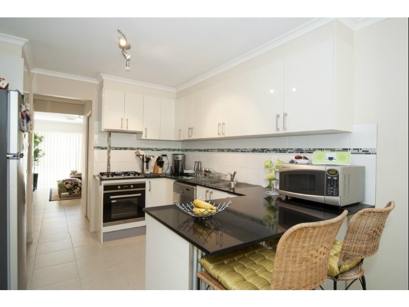 1/9 Chaplin Crescent, Oxenford QLD 4210