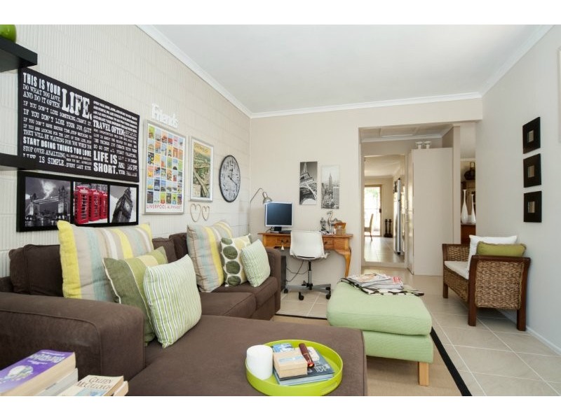 1/9 Chaplin Crescent, Oxenford QLD 4210