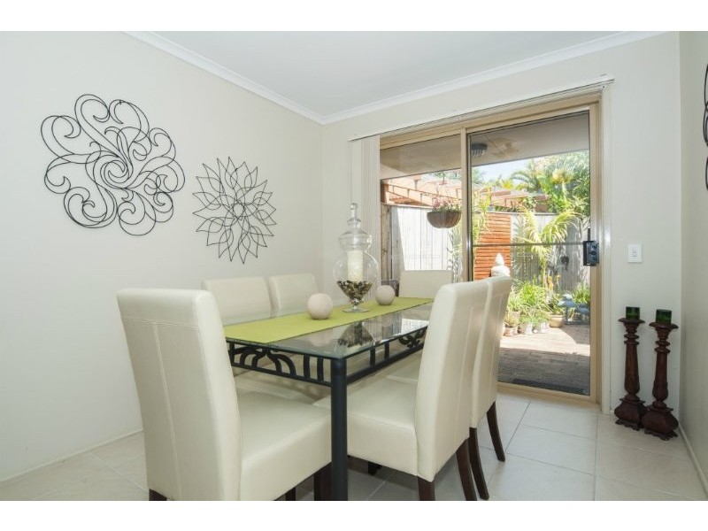 1/9 Chaplin Crescent, Oxenford QLD 4210