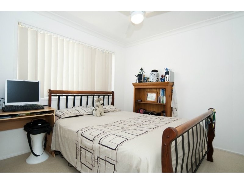 22/1 Archipelago Street, Pacific Pines QLD 4211