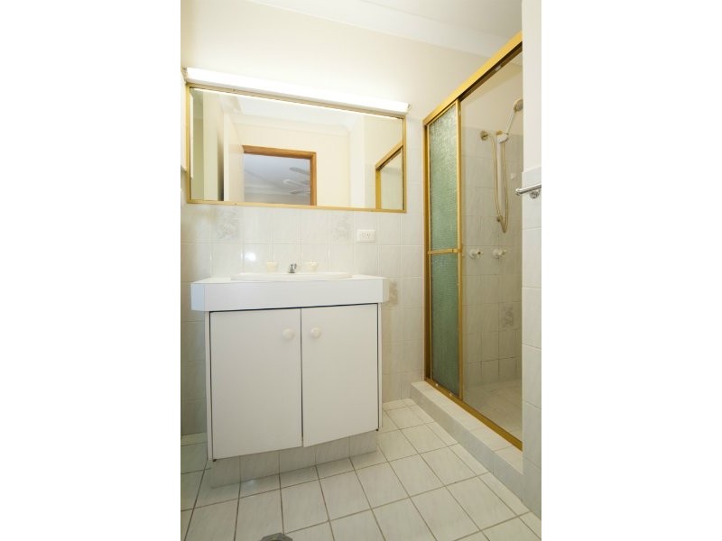 6 Wolvi Place, Helensvale QLD 4212