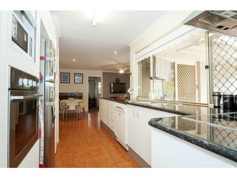 14 Westpark Court, Helensvale QLD 4212