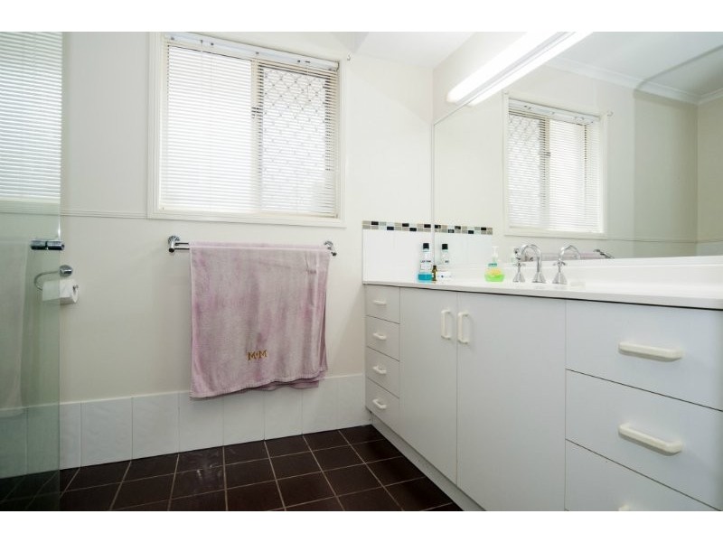 14 Westpark Court, Helensvale QLD 4212