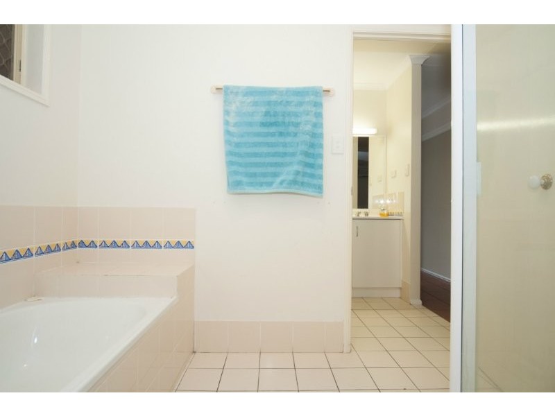 14 Westpark Court, Helensvale QLD 4212