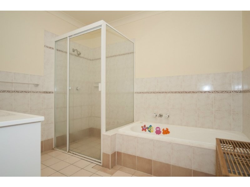 2/4 Koala Town Road, Upper Coomera QLD 4209