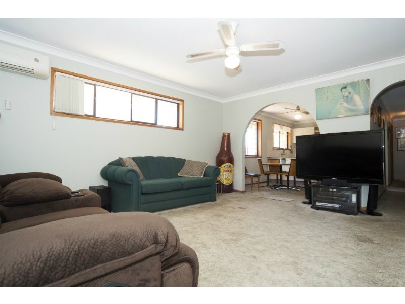 145 Oxley Drive, Hollywell QLD 4216