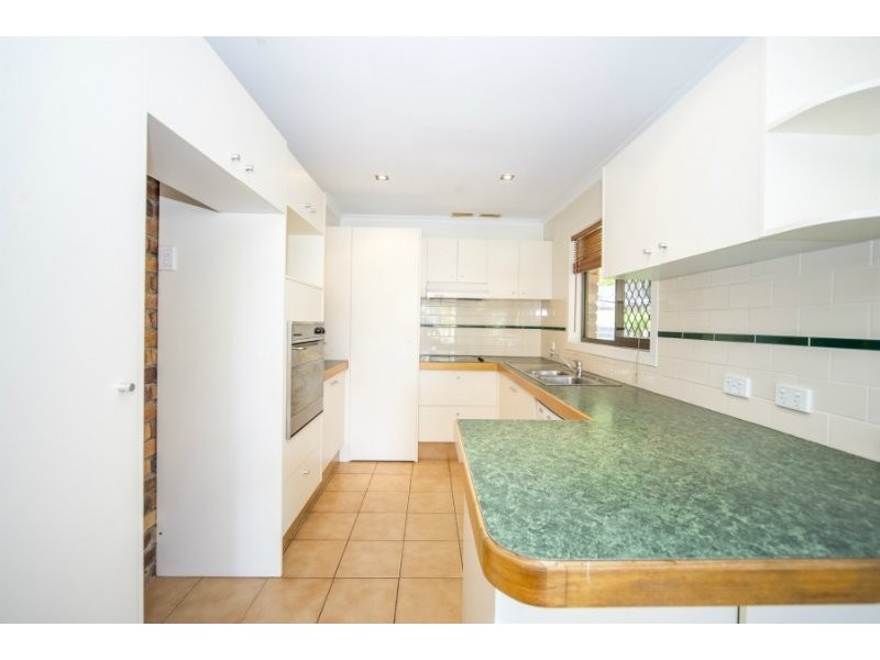 1 Koolewong Parade, Ashmore QLD 4214