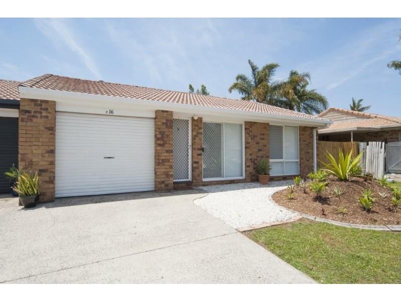 2/16 River Oak Drive, Helensvale QLD 4212