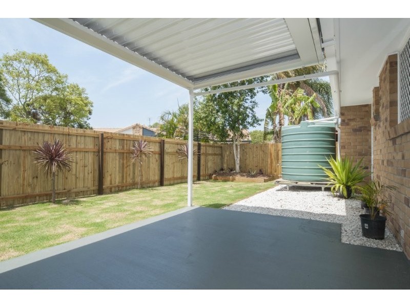 2/16 River Oak Drive, Helensvale QLD 4212